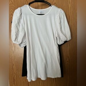 BUNDLE//2 Maternity shirts(Small) Time & True